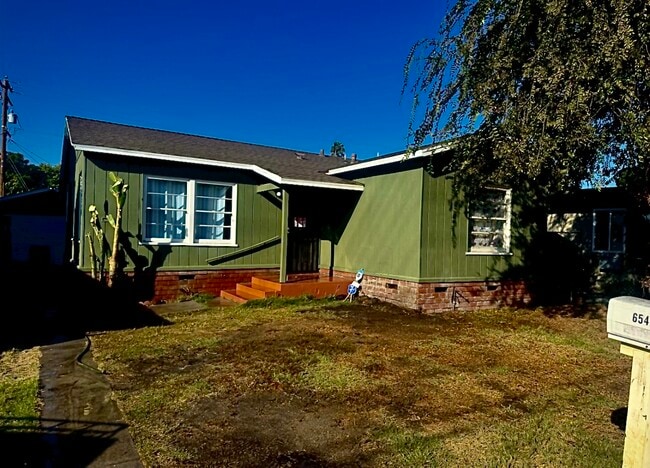 Building Photo - 6545 Cherry Ave