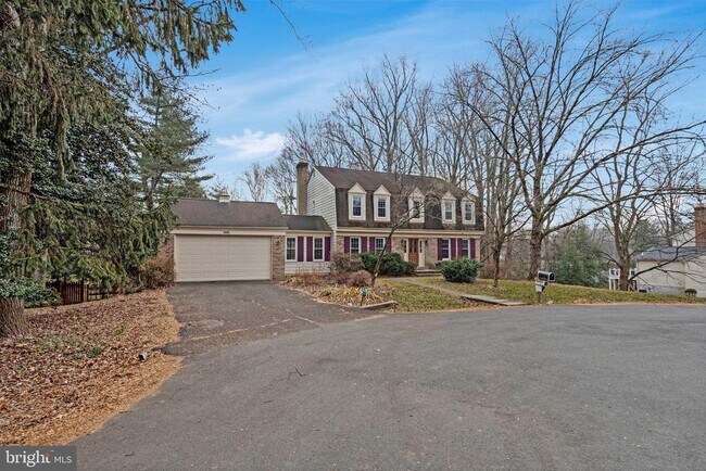 Foto del edificio - 1215 Delta Glen Ct