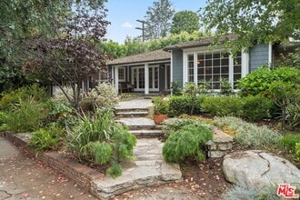 Building Photo - 2825 Haddington Dr