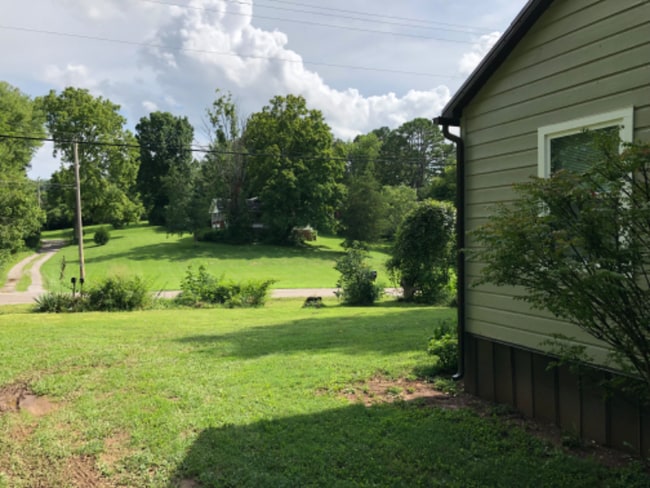 Photo - 7628 Sevierville Pike House