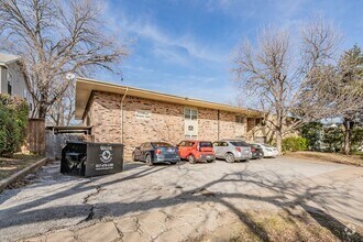 Building Photo - 4808 Bryce Ave