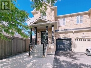 Building Photo - 118 Black Maple Crescent