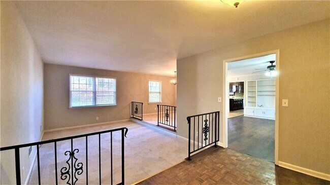 Building Photo - 1283 Murdock Rd