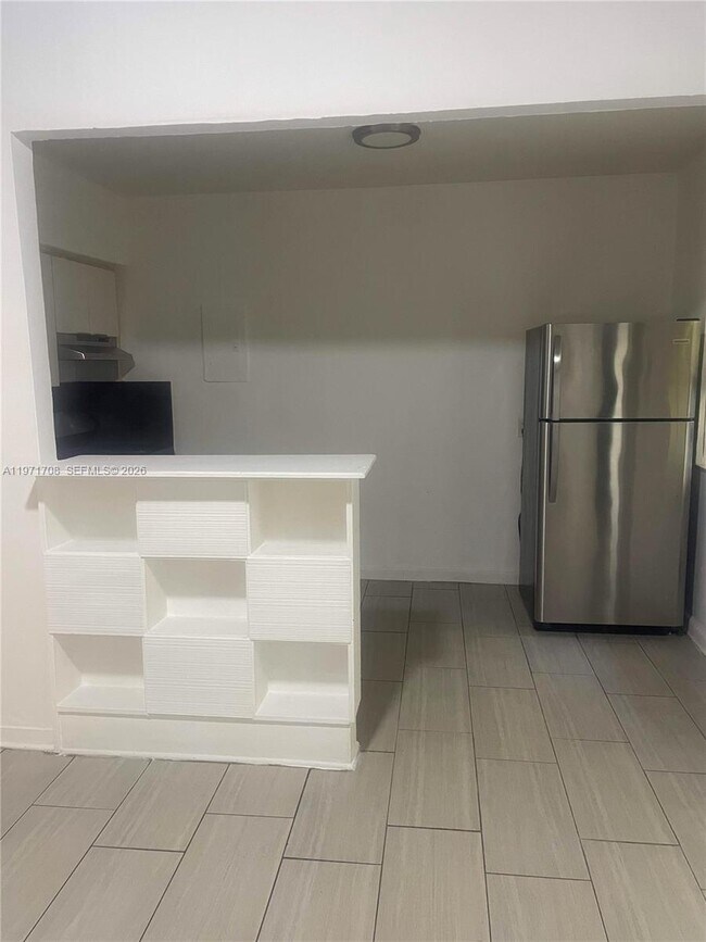 Foto del edificio - 760 NE 122nd St