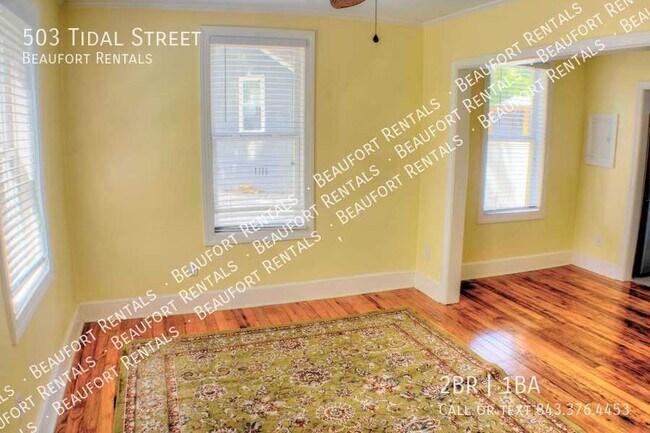 Building Photo - 503 Tidal Street Beaufort, SC  29902
