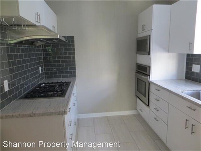 Foto del edificio - 3 br, 3 bath House - 6021 Lake St