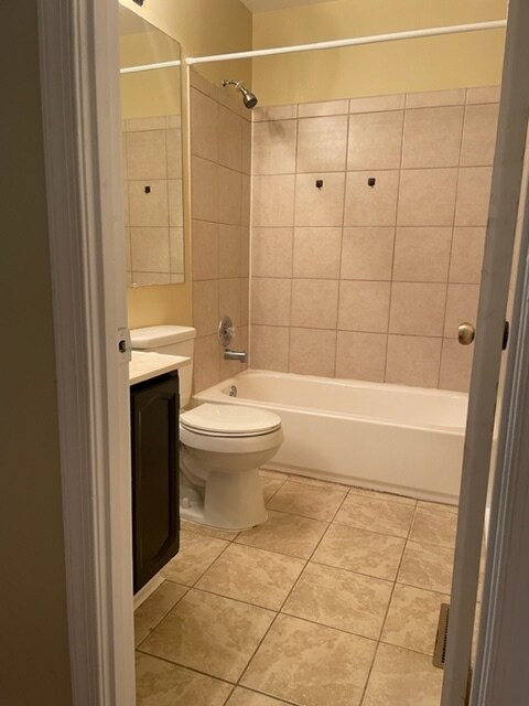 Foto del edificio - 10704 Brice Ct