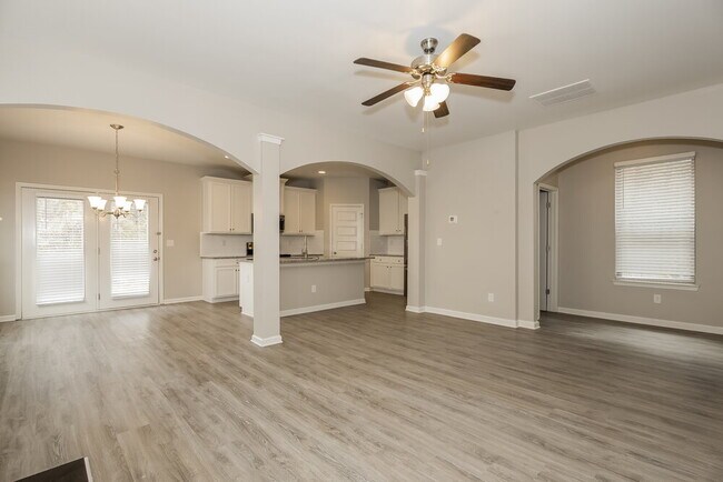 Building Photo - 5671 Rhine River Rd