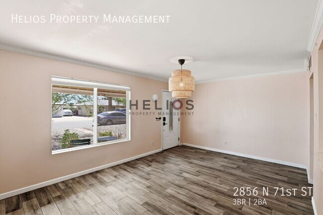 Foto del edificio - 2856 N 71st St