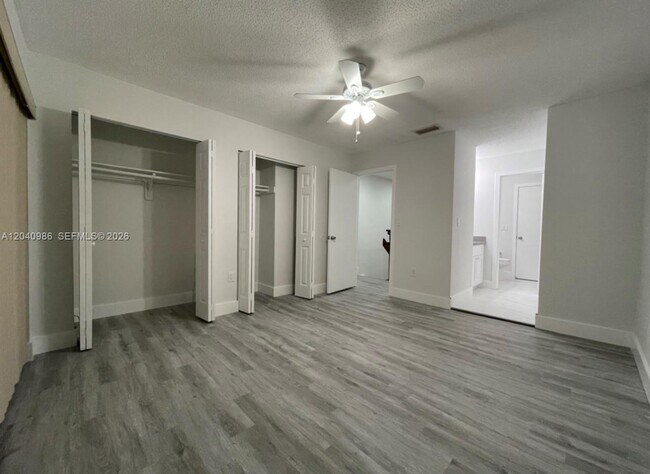 Foto del edificio - 6854 NW 173rd Dr
