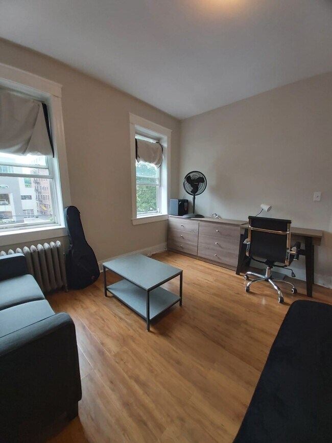 Foto del edificio - 1412 Commonwealth Ave