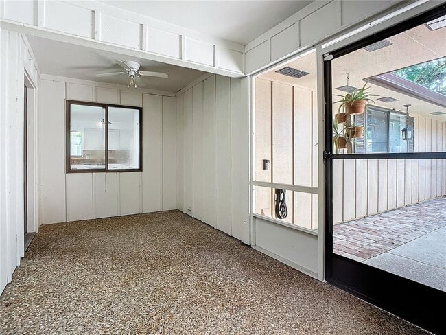 Building Photo - 26 Lake Fairgreen Cir