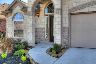 Building Photo - 21644 Lexor Dr