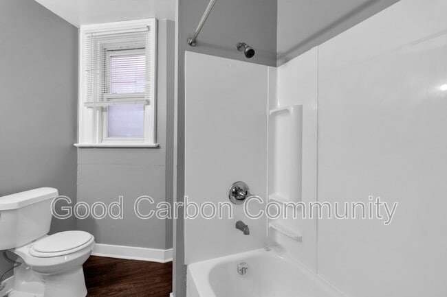 Building Photo - 1073 Grant St