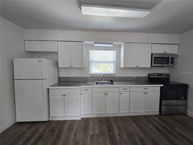 Building Photo - 4919 S Renellie Dr
