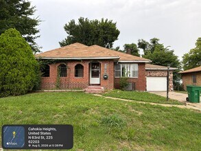 Building Photo - 225 N 63rd St