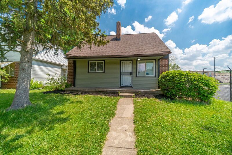 Primary Photo - 2200 Homestead Dr