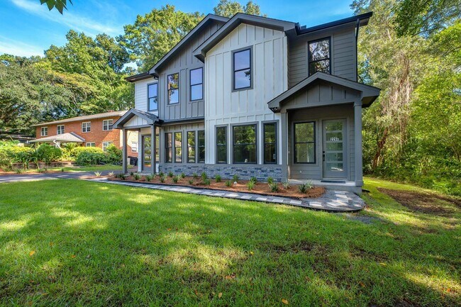 Foto del edificio - 226 E Bradford Rd