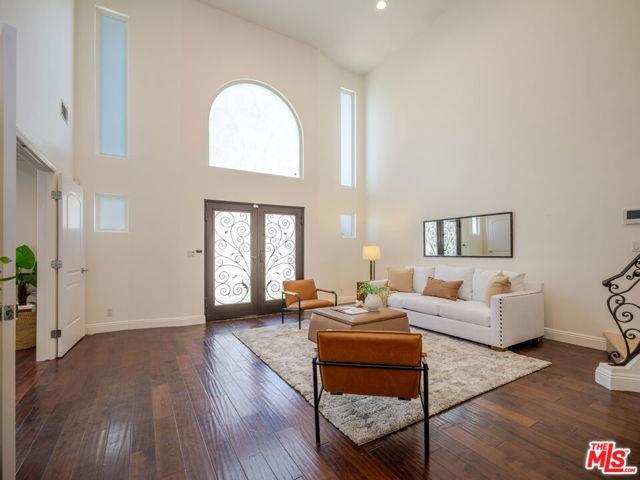 Foto del edificio - 5417 Allott Ave