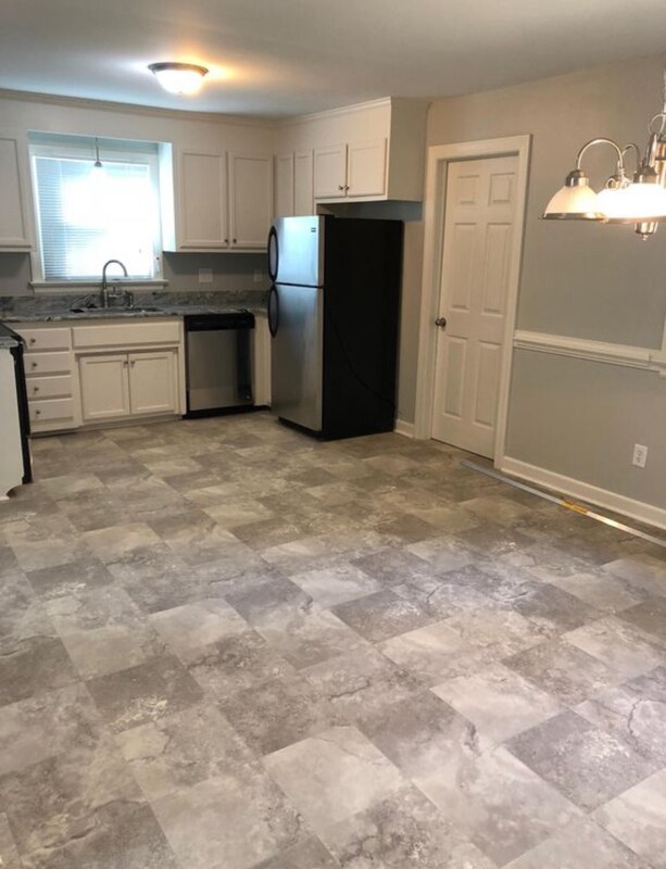 Foto del edificio - 1608 Barberry Ln