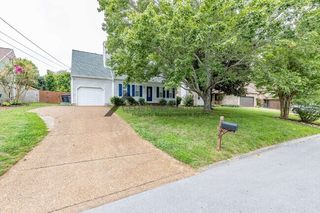 Photo - 1135 Wedgewood Dr House