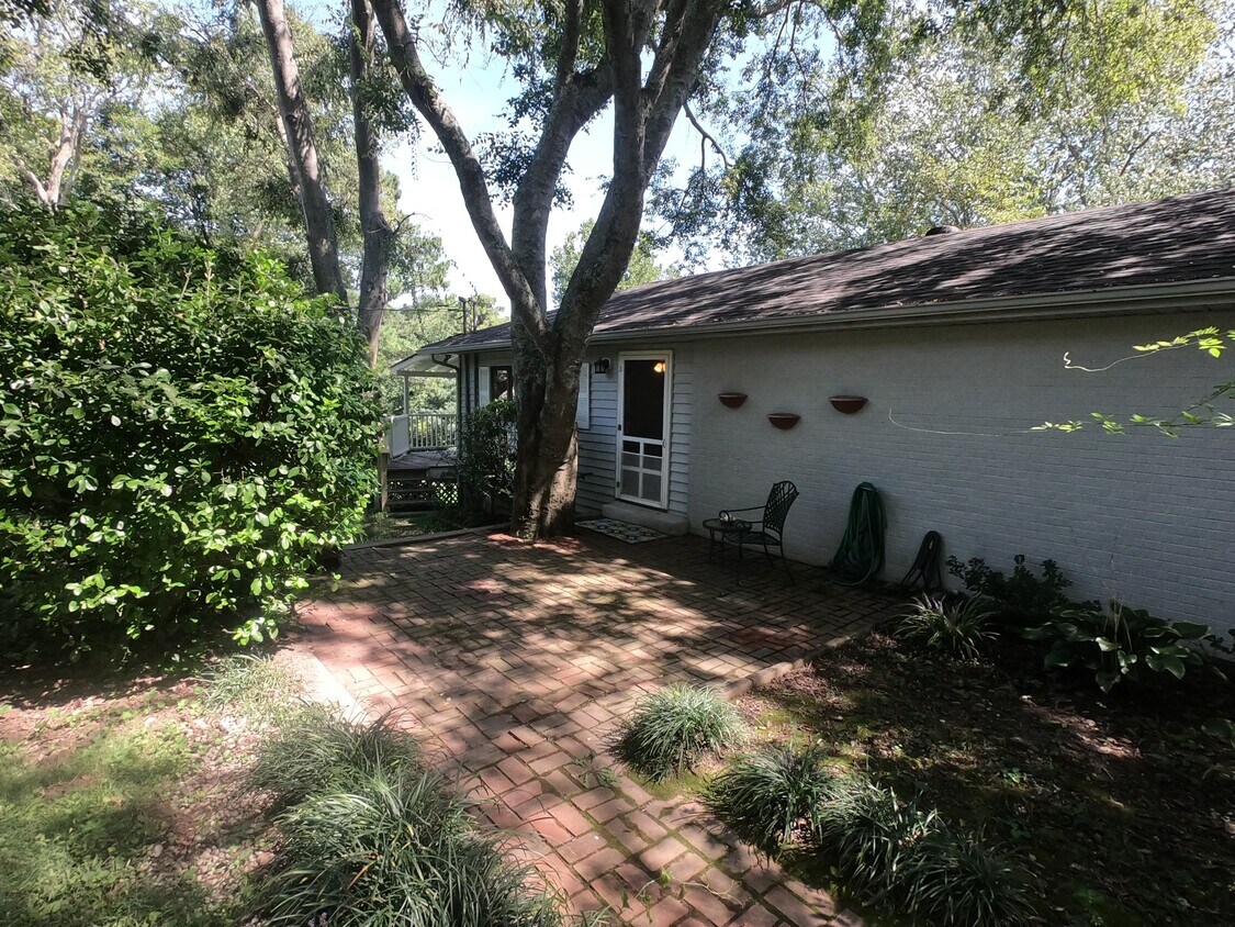 5963 Edmondson Pike, Nashville, TN 37211 House Rental in Nashville