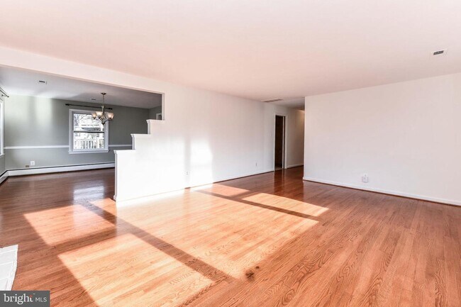 Foto del edificio - 4837 25th St N