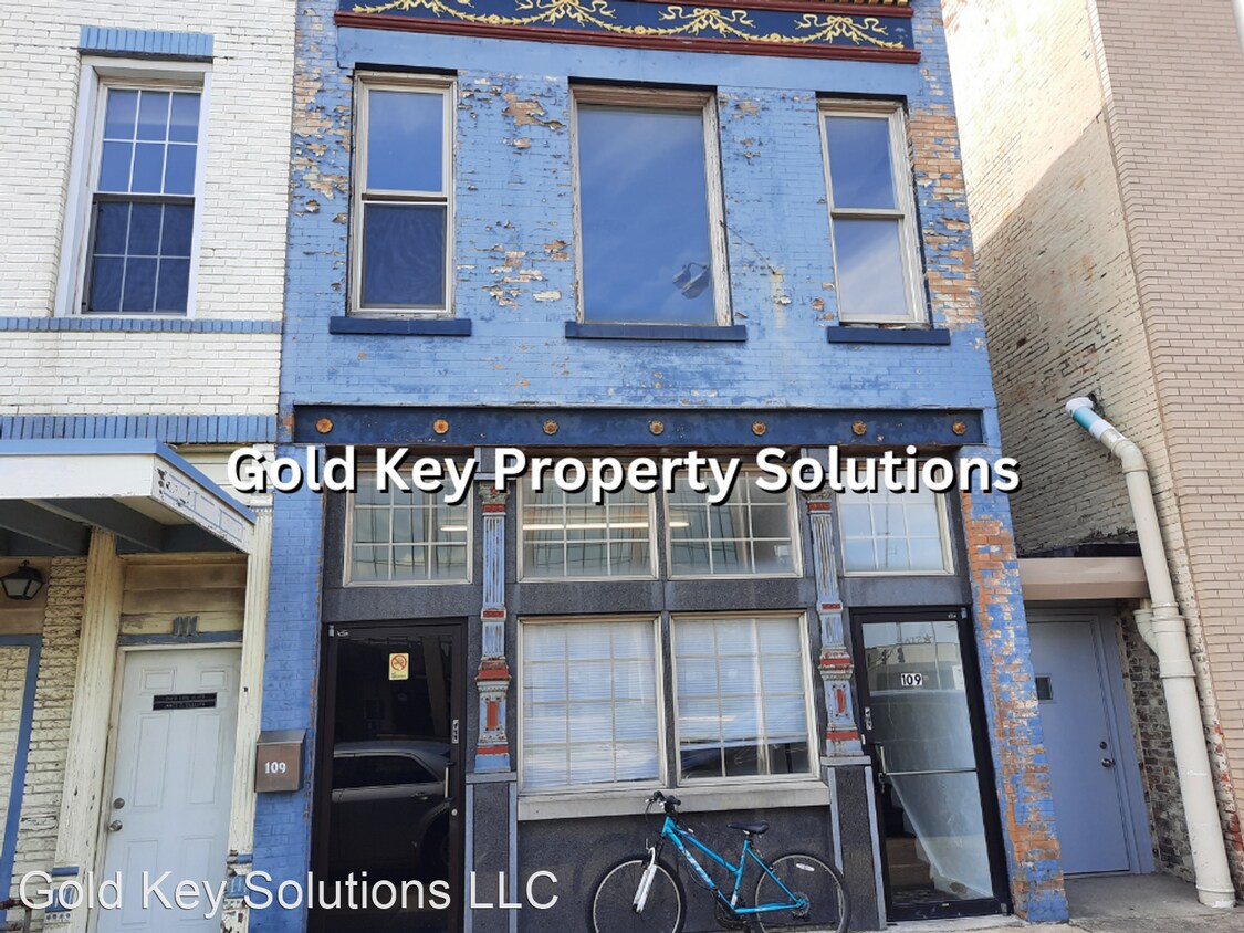 Foto principal - 2 br, 1 bath House - 109 1/2 E. 9th St.