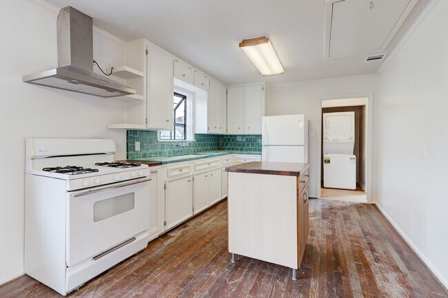 Foto del edificio - 1508 Cortlandt St
