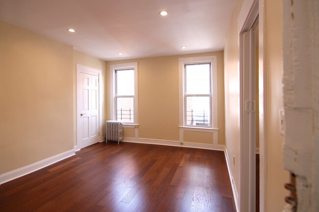 Building Photo - 359 Rutland Rd