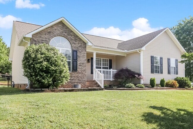 Foto del edificio - 503 Riverglen Dr NW