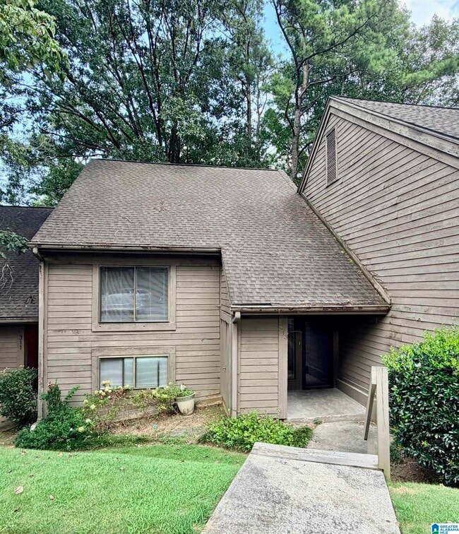 Building Photo - 313 Heath Dr