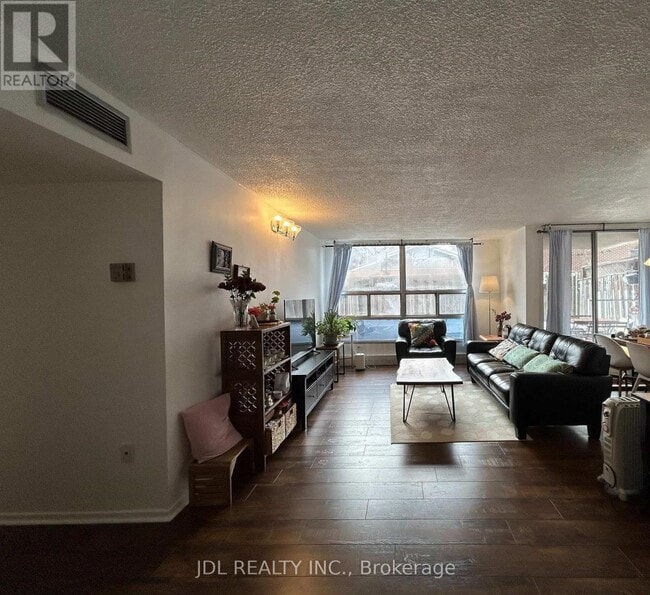 Building Photo - 1701 McCowan Rd