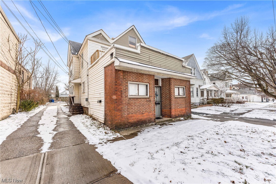 Primary Photo - 6632 Fleet Ave