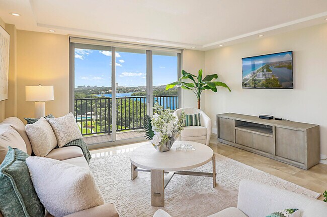 Foto del edificio - 2121 N Ocean Blvd