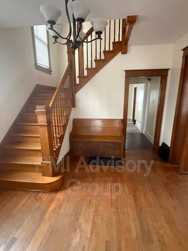 Foto del edificio - 734 SW Lindenwood Ave