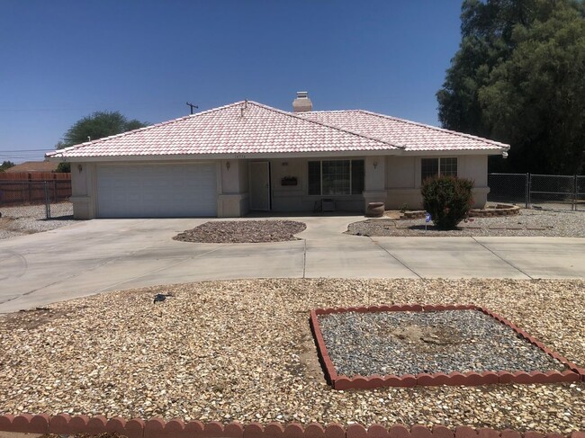 Building Photo - 14776 Coalinga Rd