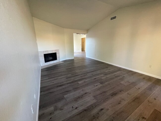 Building Photo - Introducing Your Dream Home at 4802 Mary K...