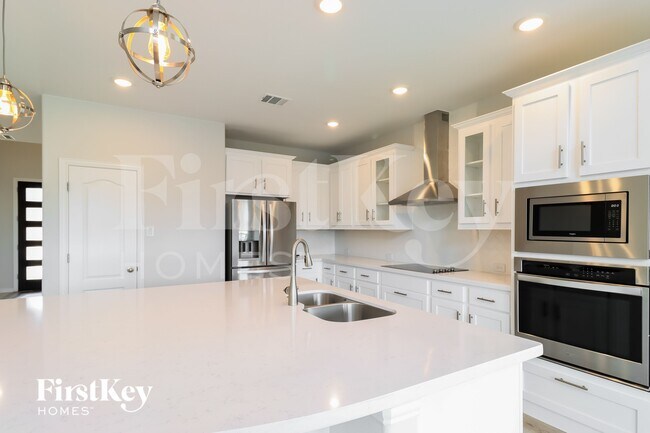 Building Photo - 548 Pheasant Hill Ln