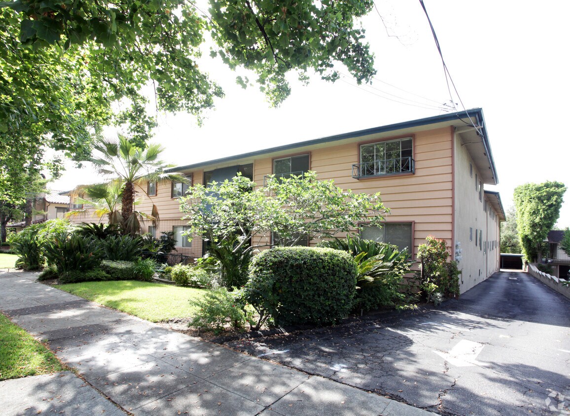 660 W Sierra Madre Blvd, Sierra Madre, CA 91024 Apartments in Sierra Madre, CA