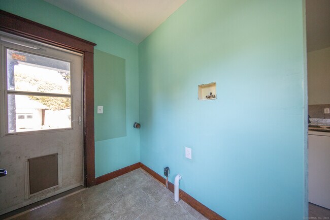 Foto del edificio - 32-34-34 Linnell St