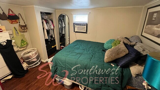Foto del edificio - 1 Bedroom Garage Apartment — 1 Block from TSU (You Can’t Get Much Closer!)