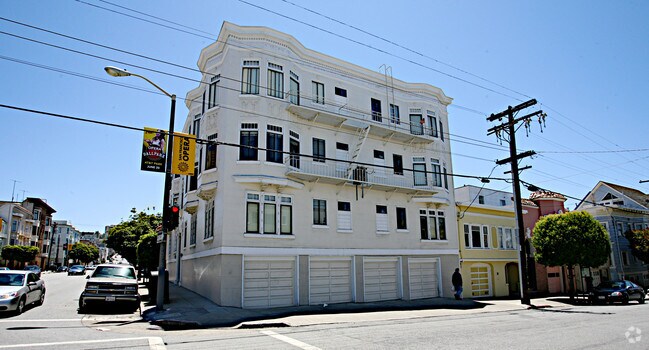 Building Photo - 2755 Franklin Street
