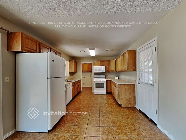 Foto del edificio - 17217 N 33rd Pl