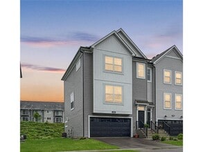 Building Photo - 13511 Territorial Cir N