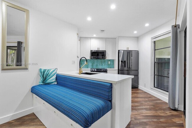 Foto del edificio - 385 NW 36th Ave