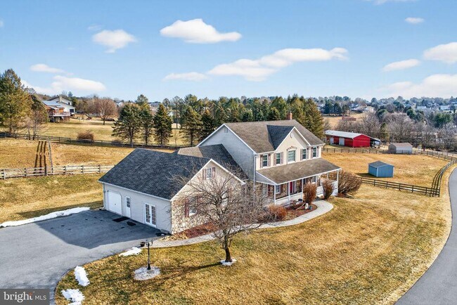 Building Photo - 5289 PA-309