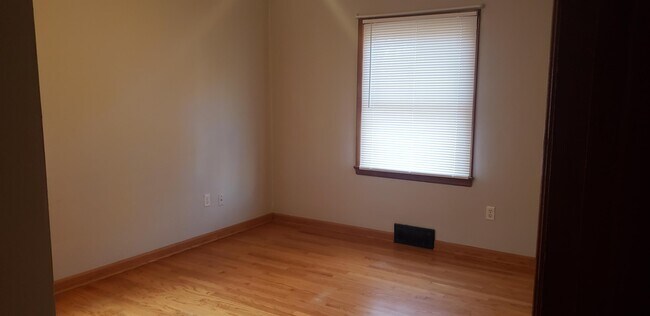 Foto del edificio - 2223 Carney Ave