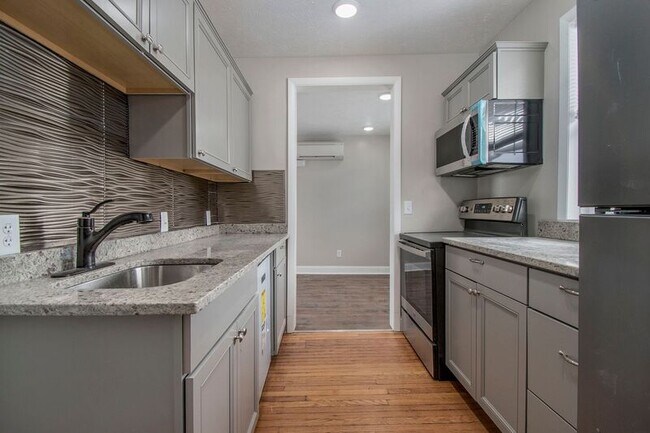 Photo - 3512 Dodge St Apartment