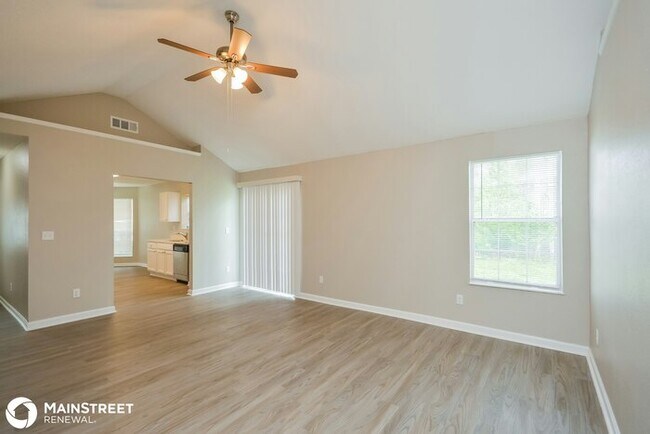 Foto del edificio - 6204 Klondike River Rd, Lithonia, GA 30038
